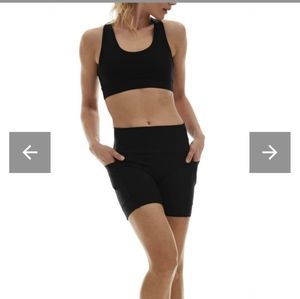 K-Deer BLACK SOLID  hot yoga shorts with pockets 5 inch inseam  small